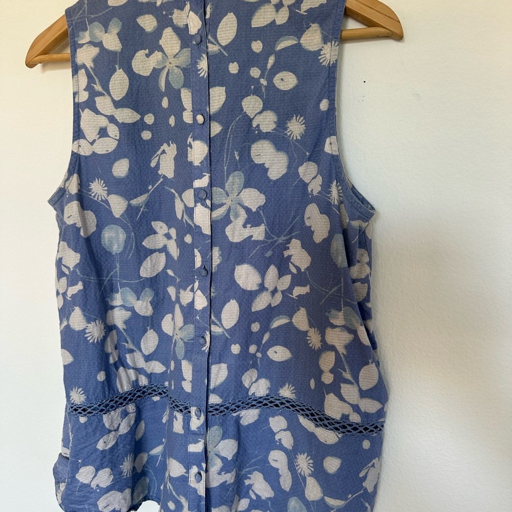 Anthropologie Vanessa & Virginia Floral Top - Size 10 - Picture 8 of 8